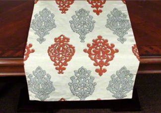 Custom Table Runner