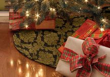 Gilding Holiday Collection Tree Skirt
