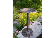 Cast Aluminum Vineyard Bird Bath